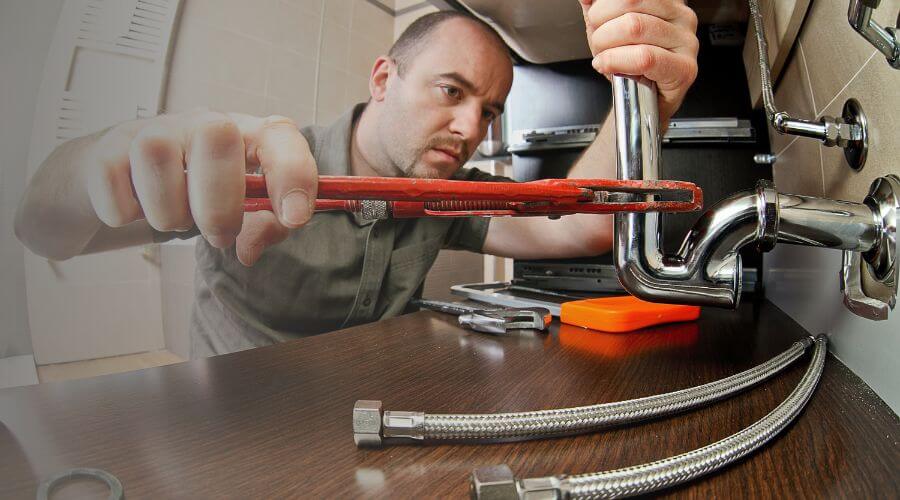 Local annual plumbing maintenance in Gladstone, IL